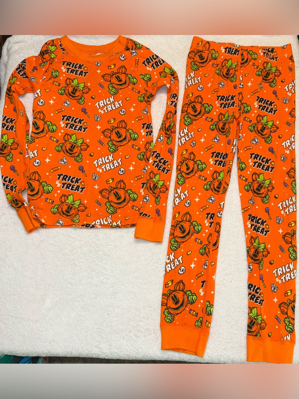 Disney Store Mickey Mouse Jack-o'-Lantern Halloween PJ PALS, size 8, EUC